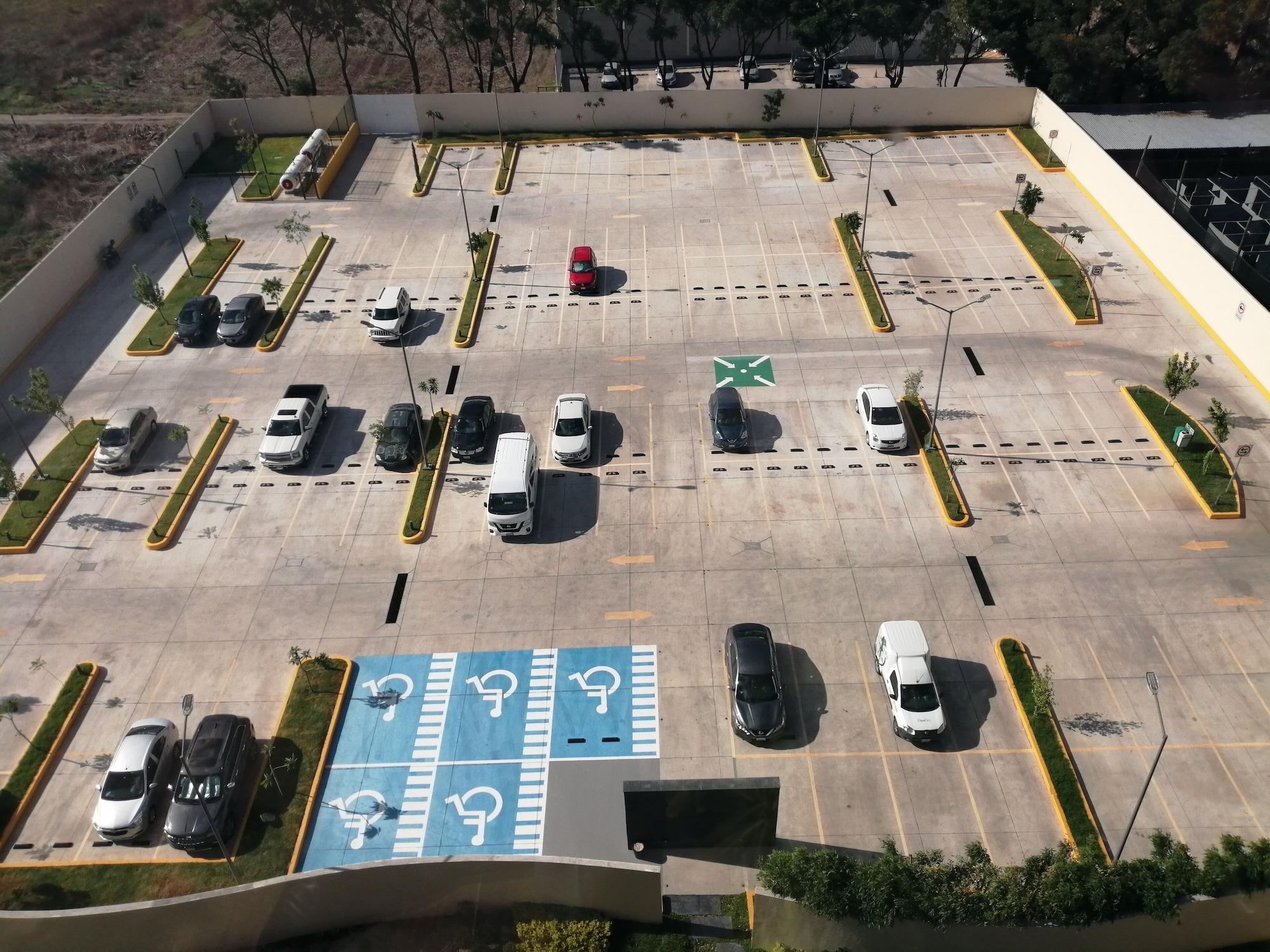 מלון Galeria Plaza איראפואטו מראה חיצוני תמונה
