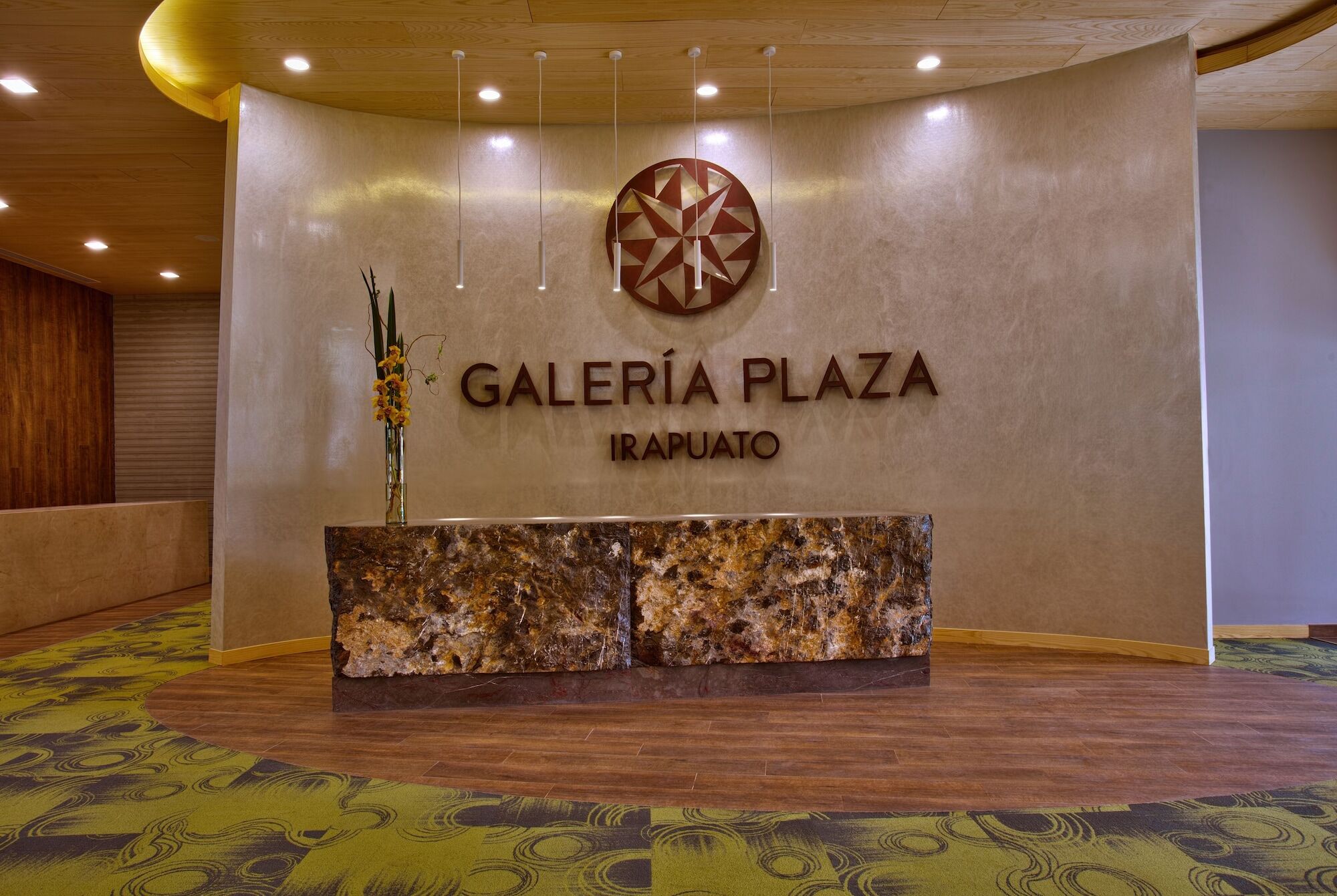 מלון Galeria Plaza איראפואטו מראה חיצוני תמונה